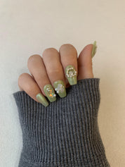 Jade Dream Green Handmade Press-On Nails for Chic Looks
