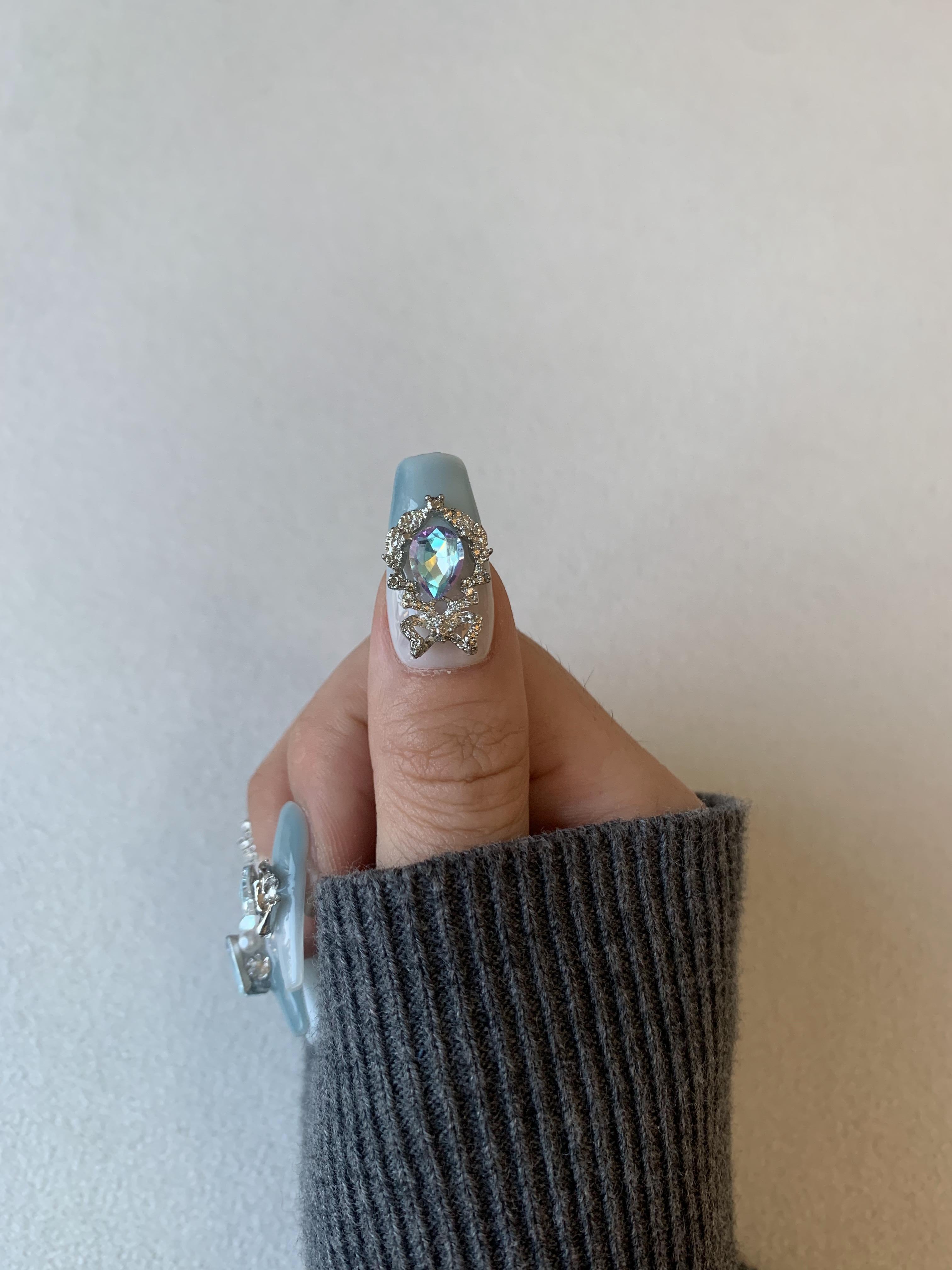 Skyline Blue Handmade Press-On Nails for Fresh Daily Style