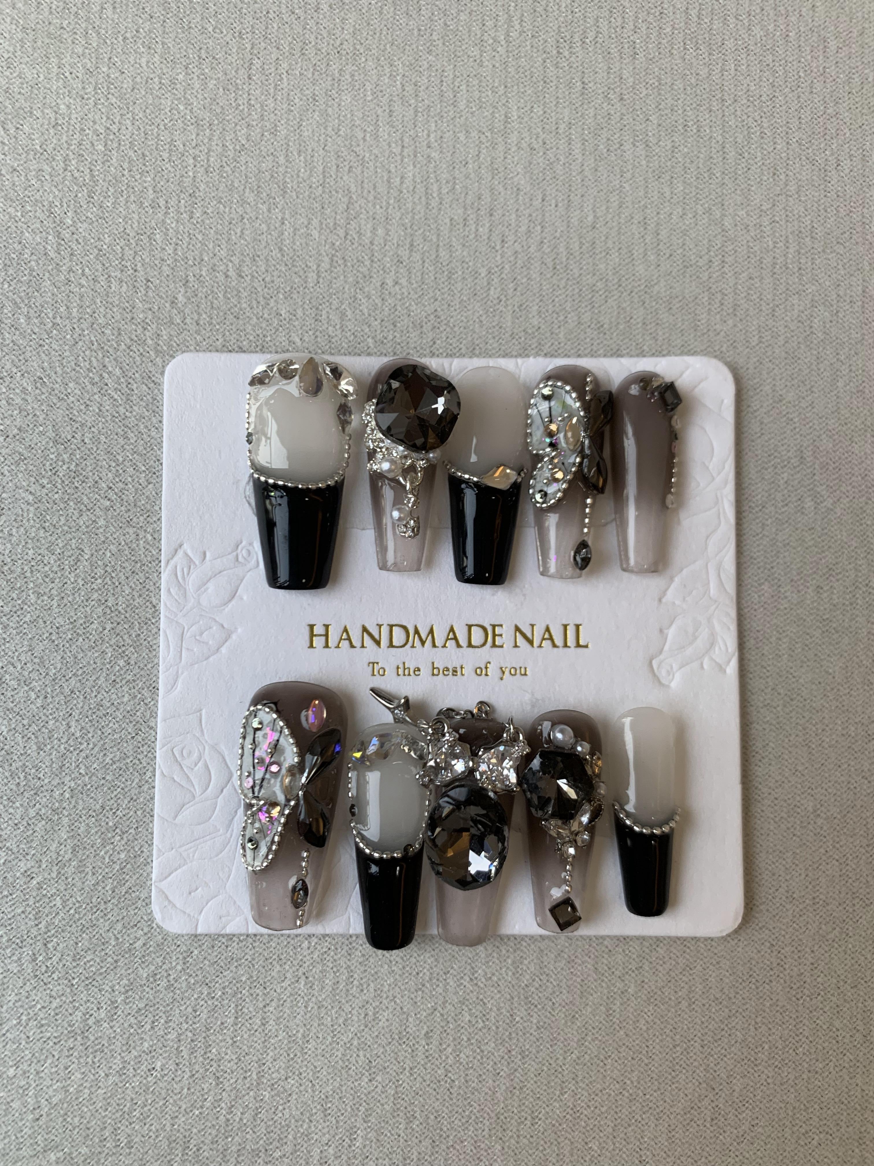 Obsidian Overture Handmade Black Press-On Nails for Evening Looks