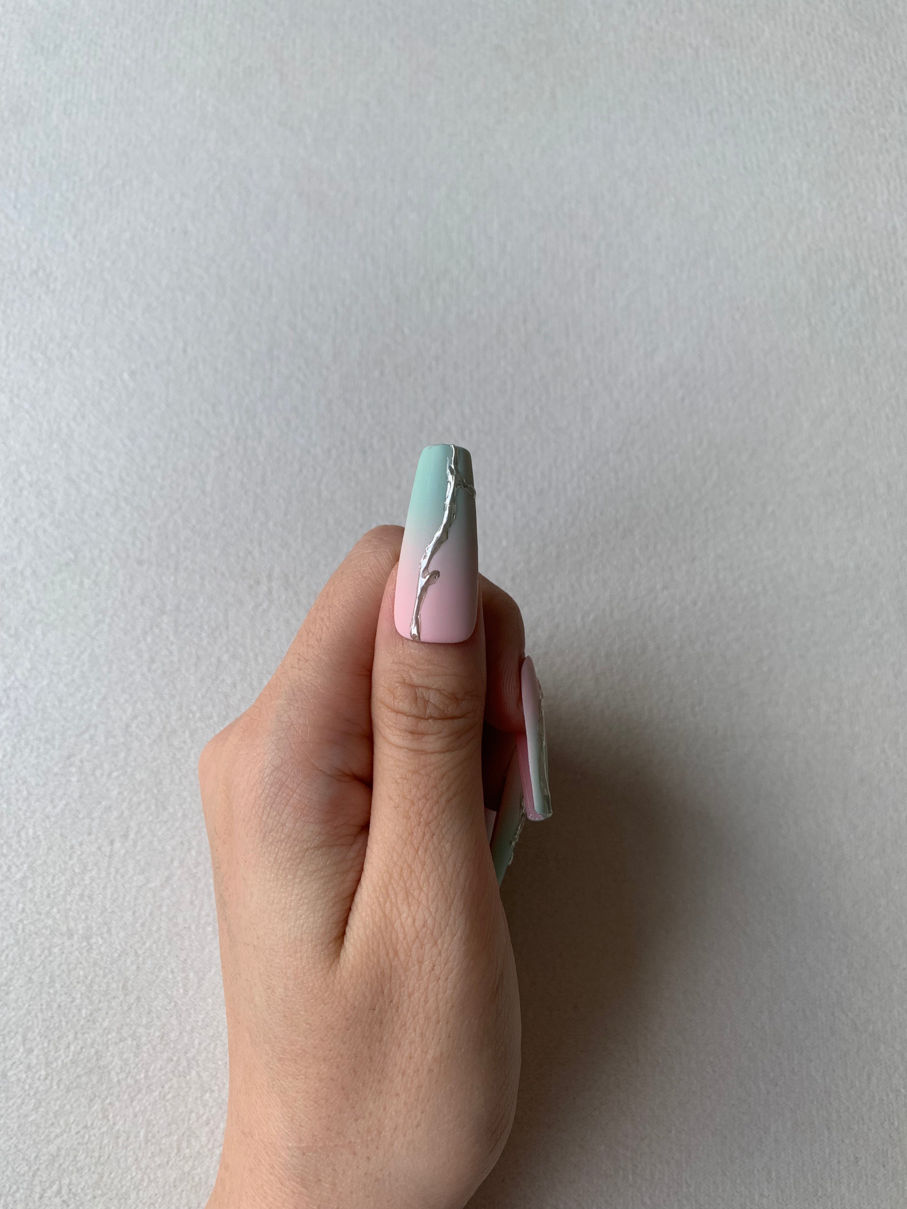 Dreamy Sky Blue Handmade Press-On Nails for Soft Romantic Style